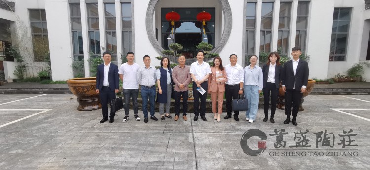 企业发展，法律保障 ，品牌建设，专利先行