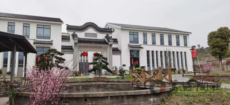 上海市民终身学习基地及上海工艺美术职业学院非遗传承校外研学点落成葛盛陶庄