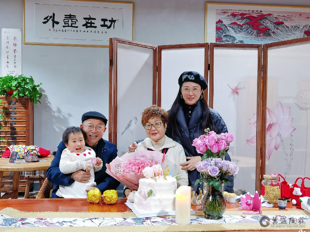 平安夜，葛盛陶庄祝大家平安喜乐