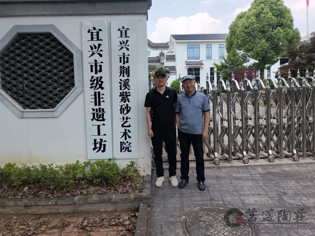 清华金融学院博士后侯涛到访葛盛陶庄，以美学与笔墨共话非遗传承